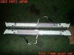 3UPJ=28700616]ベンツ B200 d(247012 W247)純正 A1776809905 スカッフプレート 中古_s3