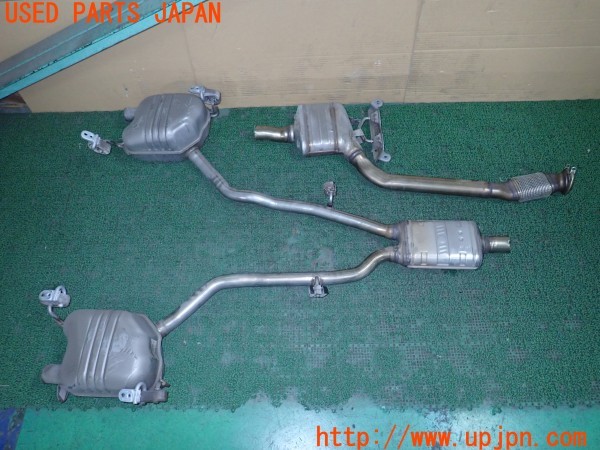 3UPJ=28840152]ベンツ SLC180 スポーツ(172431 R172)純正 マフラー カット済み 2分割 中古_m0