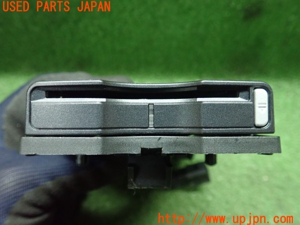 3UPJ=28840503]ベンツ SLC180 スポーツ(172431 R172)純正ビルトイン 三菱電機 ミツビシ EP-9UD11N ETC車載器 中古_m3