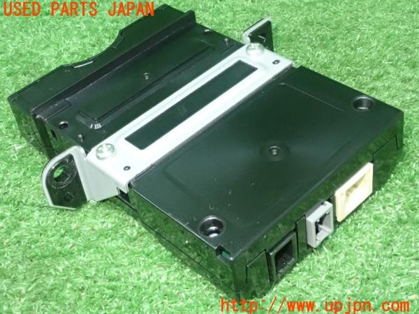 3UPJ=28930503]ヤリス(YARIS) ハイブリッド(MXPH10)純正ビルトイン 86980-K0021 ETC車載器 中古_m1