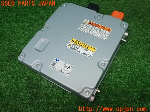 3UPJ=28930580]ヤリス(YARIS) ハイブリッド(MXPH10)純正 5365091 ボルテージインバーター 中古_m0