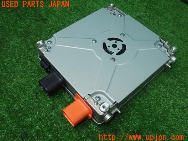 3UPJ=28930580]ヤリス(YARIS) ハイブリッド(MXPH10)純正 5365091 ボルテージインバーター 中古_m1