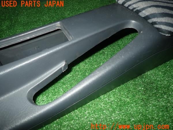3UPJ=28950621]ビート バージョンＦ(PP1)前期 純正 83411-SS1-0000 センターコンソール アームパッド付 中古_m4