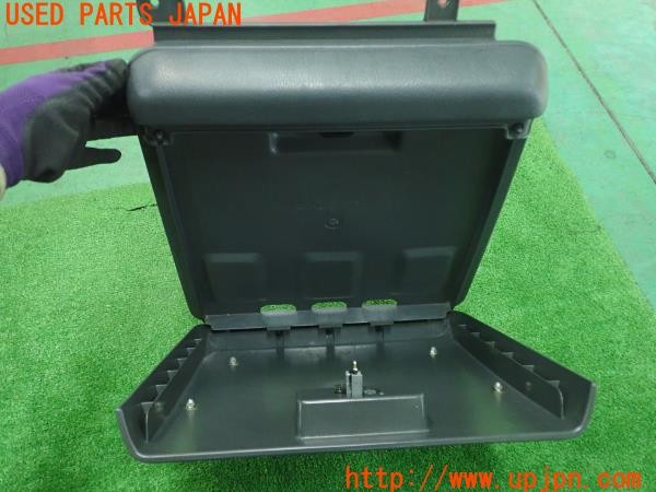 3UPJ=28950631]ビート バージョンＦ(PP1)前期 純正 84610-SS1-0000-02 ドキュメントボックス マップケース付 中古_m3