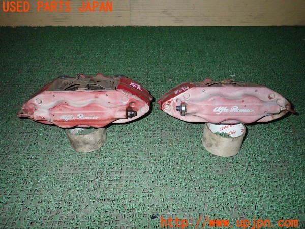 3UPJ=29010301]アルファロメオ 147 GTA(937AXL)純正 brembo ブレンボ フロントキャリパー 中古_m0