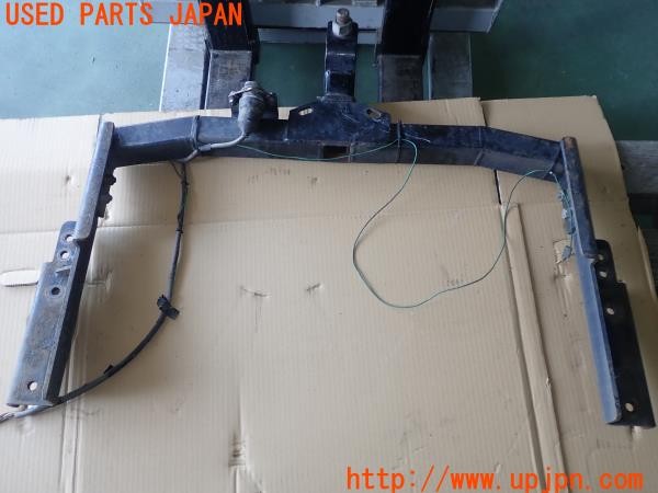 3UPJ=29020043]ランクルプラド(KDJ95W)社外ヒッチメンバー 中古_m1