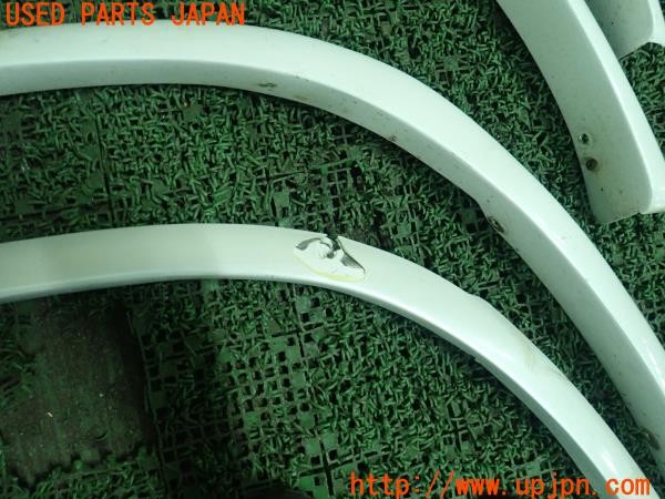 3UPJ=29030011]ランドクルーザー100(UZJ100W)中期 社外 オーバーフェンダー ジャンク_m4