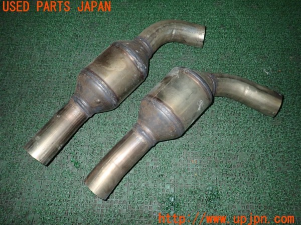 3UPJ=29050159]BMW Z4(LM30 E89)純正 7 589 585 触媒 中古_m0