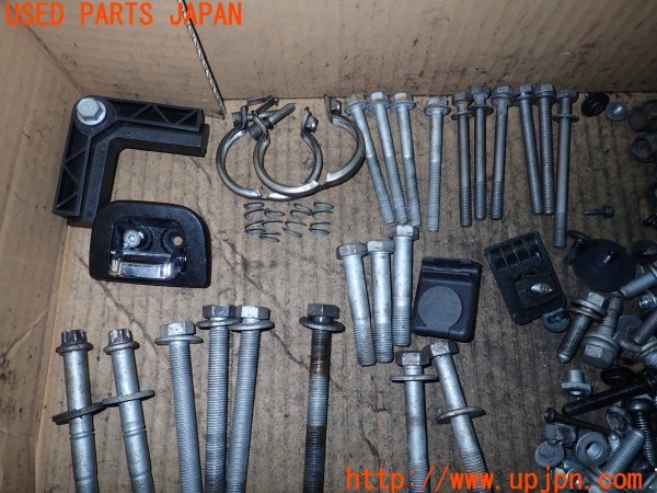 3UPJ=29050720]BMW Z4(LM30 E89)ネジ・ナット・ステー類 セット ジャンク_m1