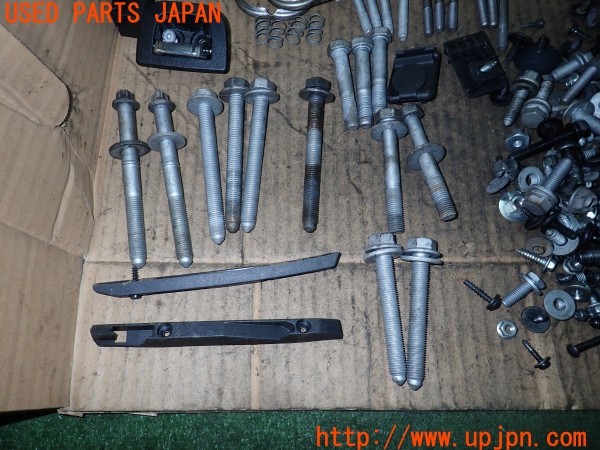 3UPJ=29050720]BMW Z4(LM30 E89)ネジ・ナット・ステー類 セット ジャンク_m2