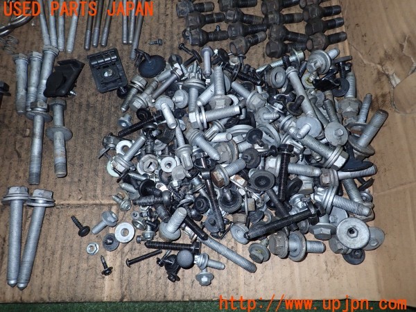 3UPJ=29050720]BMW Z4(LM30 E89)ネジ・ナット・ステー類 セット ジャンク_m4