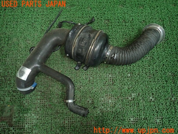 3UPJ=29130106]アバルト 695 エッセエッセ(型式不明)ITG ユニバーサルアルミエアボックス エアクリーナー 中古_m0