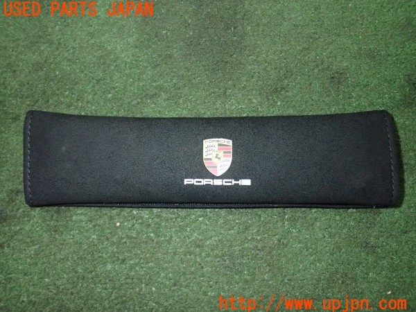 3UPJ=29170001]ポルシェ マカン ターボ(95BCTL 95B型)社外 シートベルトパッド 中古_m2