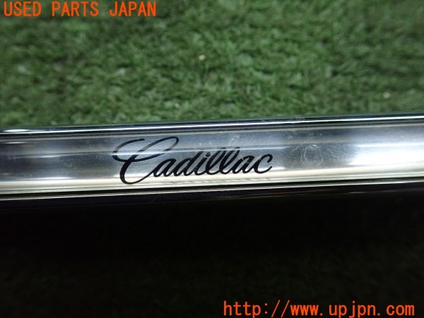 3UPJ=29200001]キャデラック CTS スポーツセダン(X322B)純正 G0730028 クロームナンバープレートフレーム 2017年モデル 中古_m4