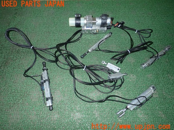 3UPJ=29290013]ベンツ SLK350(172457 R172)純正 A172 800 00 30 油圧ポンプ ハイドロリックポンプ バリオルーフ 中古_m3