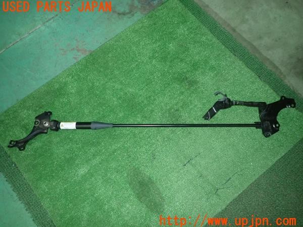 3UPJ=29320702]レクサス CT200(ZWA10)純正 フロントパフォーマンスダンパー 中古_m0