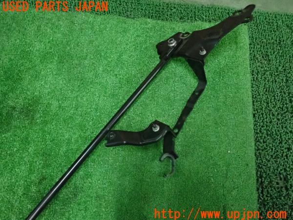 3UPJ=29320702]レクサス CT200(ZWA10)純正 フロントパフォーマンスダンパー 中古_m4