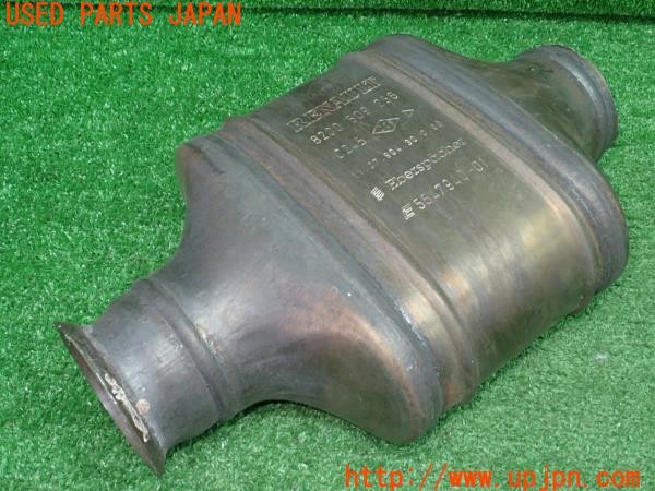 3UPJ=29350153]ルノー ルーテシア R.S.(RF4C)純正 純正 触媒 マニバーター マテリアル 約2.4kg 切断加工品 ジャンク_m1