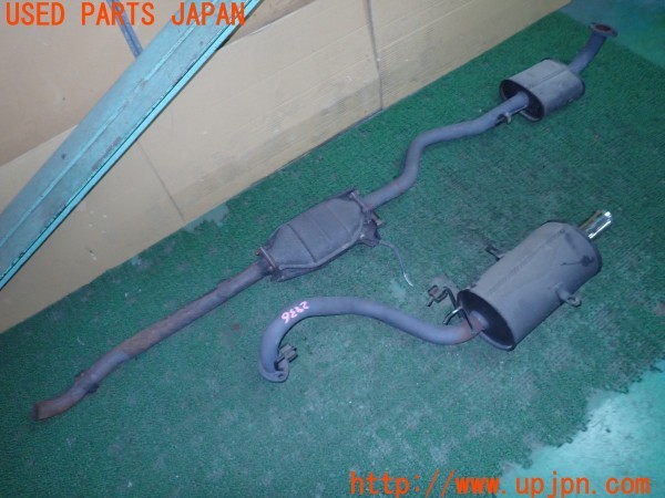 3UPJ=29360152]いすゞ ピアッツァ(JR120)社外 リアマフラー カット済み 2分割 中古_m0