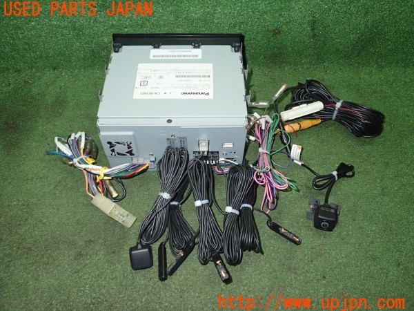3UPJ=29360565]いすゞ ピアッツァ(JR120)Panasonic パナソニック ストラーダ CN-RE06D メモリーナビ パックカメラ付き 中古_m2