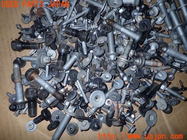 3UPJ=29500720]BMW・MINI(XS20)ネジ・ナット・ステー類 セット ジャンク_m2