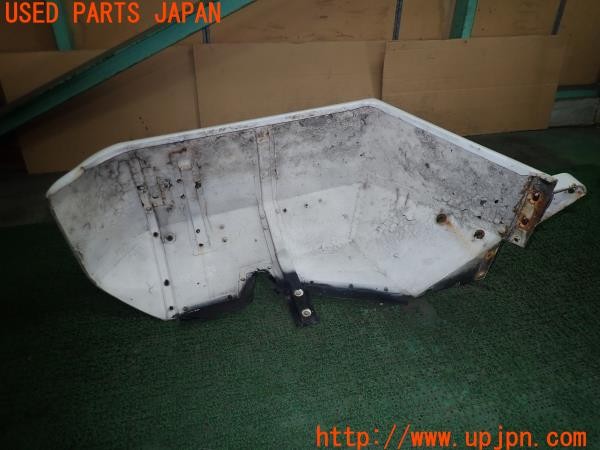 3UPJ=29560050]三菱 ジープ(J37)純正 左フロントフェンダー タイヤハウス 中古_m4