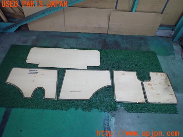 3UPJ=29560638]三菱 ジープ(J37)社外 ラゲッジ内張り 内装パネル 木製 荷台 荷室 中古_m3