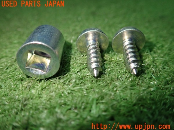 3UPJ=29640001]レヴォーグ 1.6 STI Sport EyeSight(VM4)後期 純正 McGard マックガード ナビゲーションロック M5x15mm 中古_m2