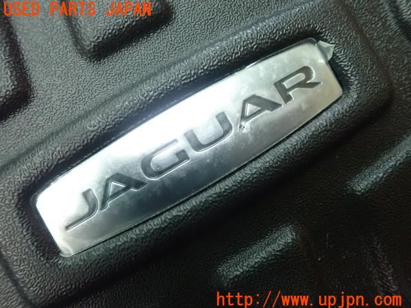 3UPJ=29680634]ジャガー XE(JA2GA)純正 ラゲッジトレイ マット ハードタイプ 中古_m3