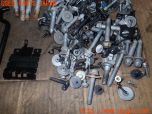 3UPJ=29700720]BMW ミニ(MINI)クーパーS クラブマン(ZG16 R55)ネジ・ナット・ステー類 セット ジャンク_s4