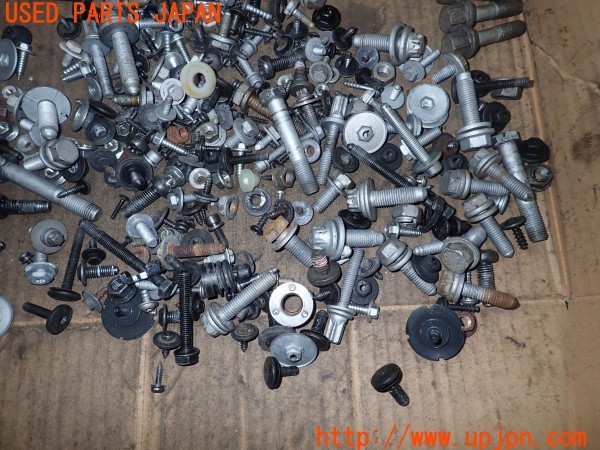 3UPJ=29710720]BMW Z4(LM30 E89)ネジ・ナット・ステー類 セット ジャンク_m4