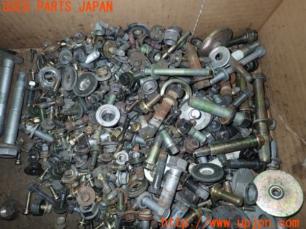 3UPJ=29900720]ランクル100(UZJ100W)前期 ネジ・ナット・ステー類 セット ジャンク_m3