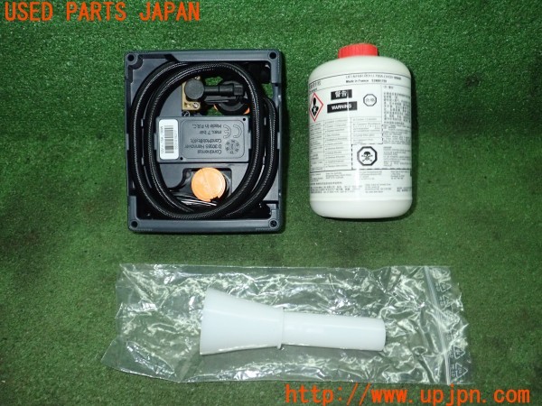 3UPJ=29920625]ボルボ V40(MD4204T)純正 パンク修理キット 中古_m3