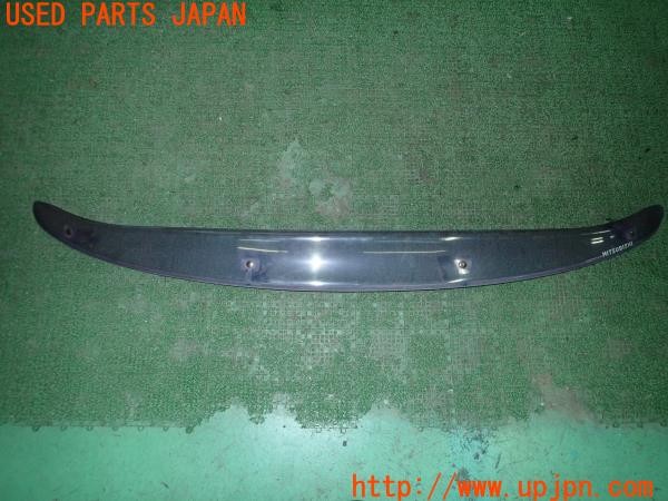 3UPJ=30010052]デリカスペースギア(PD6W)後期 純正オプション ボンネットデフレクター ディフレクター バグガード 中古_m0