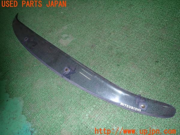 3UPJ=30010052]デリカスペースギア(PD6W)後期 純正オプション ボンネットデフレクター ディフレクター バグガード 中古_m2