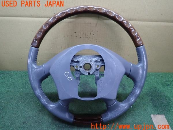 3UPJ=30010617]デリカスペースギア(PD6W)後期 純正 ウッド ステアリング 木目 中古_m1