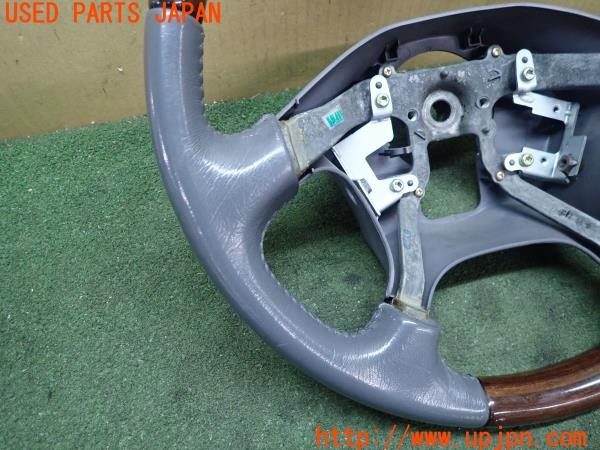 3UPJ=30010617]デリカスペースギア(PD6W)後期 純正 ウッド ステアリング 木目 中古_m3