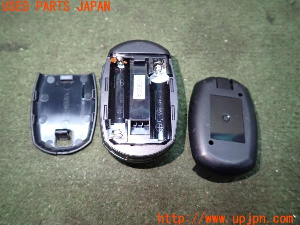 3UPJ=30020571]ジープ ラングラー スポーツ(TJ40S)carrozzeria カロッツェリア ナビ用リモコン 中古_m3