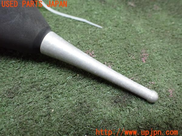 3UPJ=30070003]アルファロメオ 147 GTA(937AXL)純正? アンテナベース 社外 ショートアンテナ 中古_m2