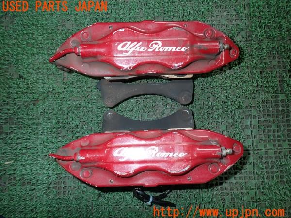 3UPJ=30090301]アルファロメオ 156 GTA(932AXB)純正 brembo ブレンボ フロントキャリパー 中古_m2