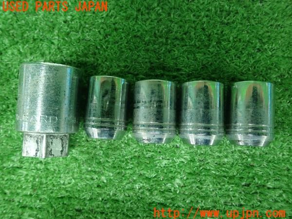 3UPJ=30180968]スバル XV(GT7 C型)純正 McGard マックガード B3277YA000 ホイールロックナット 中古_m3