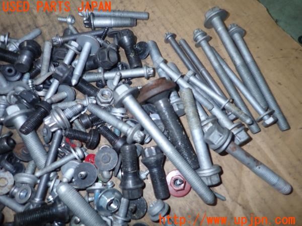 3UPJ=30210720]BMW 118i(1R15 F20)中期 ネジ・ナット・ステー類 セット ジャンク_m1