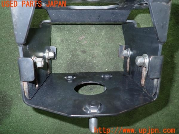 3UPJ=30240029]ジムニーシエラ(JB32W 2型)TANIGUCHI タニグチ スペアタイヤブラケット ホルダー 調整式 オフセット 中古_m4
