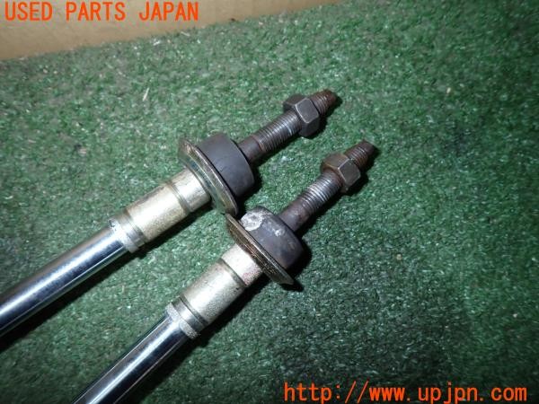 3UPJ=30240408]ジムニーシエラ(JB32W 2型)社外 フロントショックアブソーバー 中古_m2