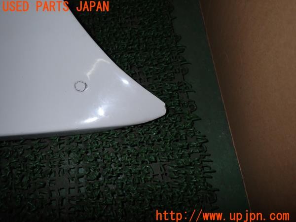 3UPJ=30260051]BMW 318is(BE19 E36)社外 ボンネット ボンネットピン付き FRP 中古_m2