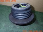 3UPJ=30260618]BMW 318is(BE19 E36)MOMO モモ ステアリングボス 中古_s1