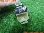 3UPJ=30270533]フィガロ(FK10)純正 パワーウィンドウスイッチ PW 助手席 中古_s3