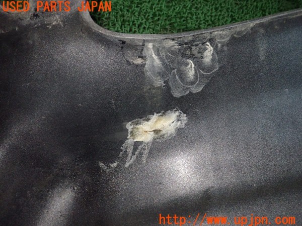 3UPJ=30290048]PTクルーザー(PT2K20)PTeazer フロントバンパー フォグランプ付き 中古_m3