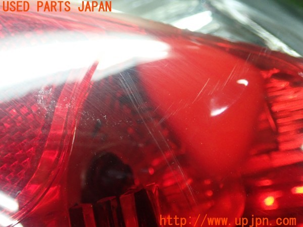 3UPJ=30290547]PTクルーザー(PT2K20)SONAR ソナー SK3711-PTC00 テールランプ 中古_m2