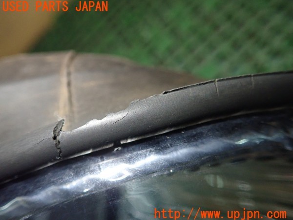 3UPJ=30290561]PTクルーザー(PT2K20)EAGLE EYES イーグルアイズ CS092-B001 RCS092-B001L ヘッドライト HIDバルブ付き 中古_m1